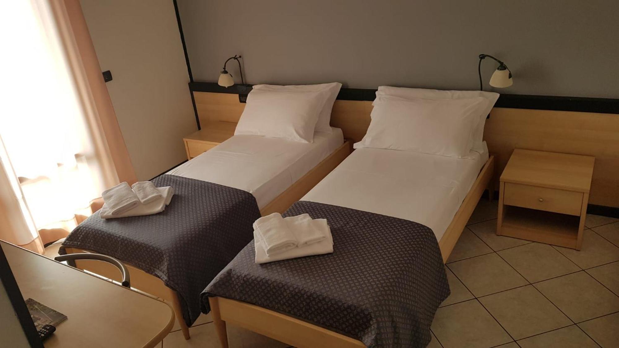 Hotel Gran Delta Di Alba-Invest Srl Rosolina Extérieur photo