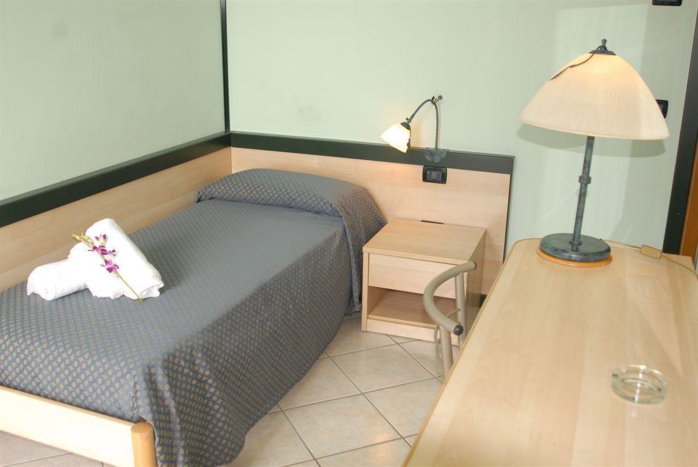 Hotel Gran Delta Di Alba-Invest Srl Rosolina Extérieur photo