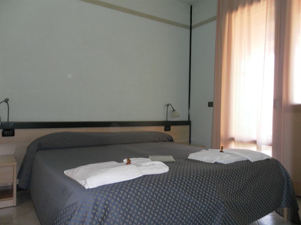 Hotel Gran Delta Di Alba-Invest Srl Rosolina Extérieur photo