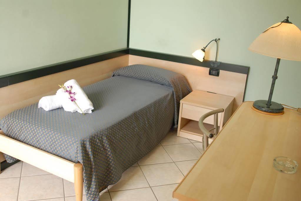 Hotel Gran Delta Di Alba-Invest Srl Rosolina Extérieur photo